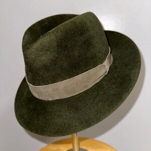 Bloomingdale’s Fedora Rabbit Felt Hat